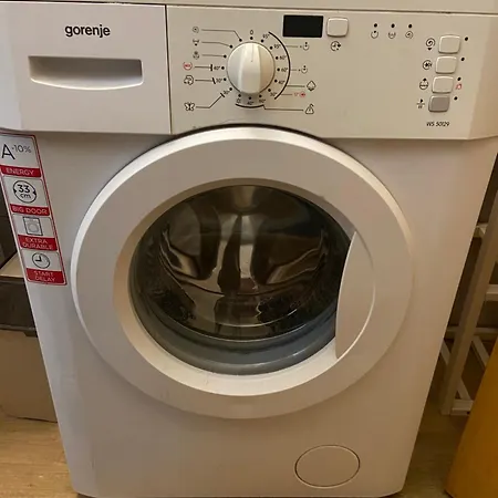 Lovely Bright With Backyard-renovated! Daire Sremska Kamenica