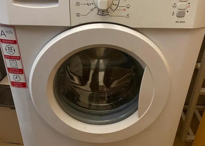 Lovely Bright With Backyard-renovated! Appartement Sremska Kamenica